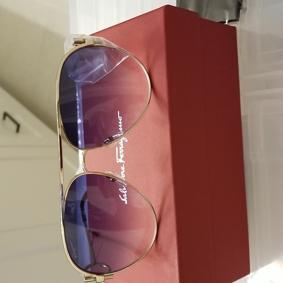 Sunglasses main image 2